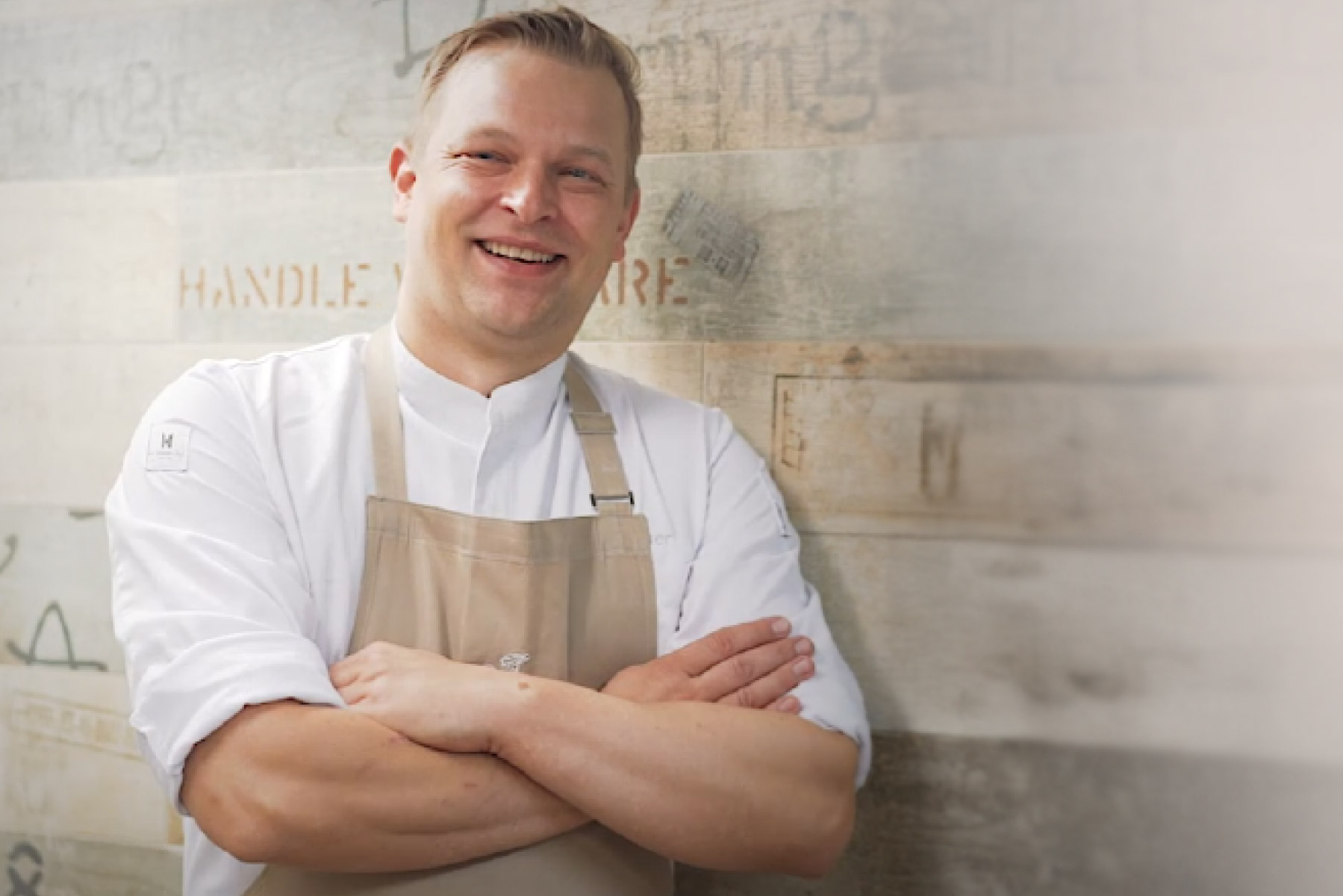 Portrait von Stellvertretendem Küchenchef Tobias Günther